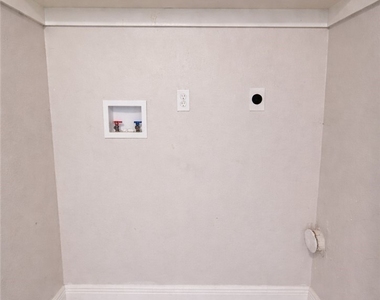 5451 11th Avenue - Photo Thumbnail 10