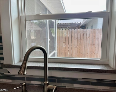 345 Donora Boulevard - Photo Thumbnail 5