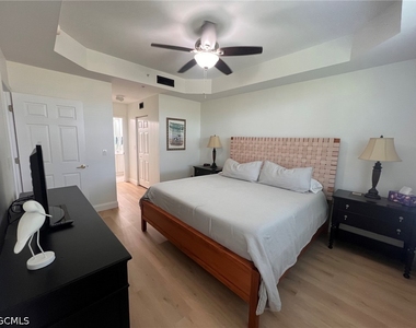 14531 Sherbrook Place - Photo Thumbnail 6