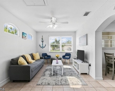 717 95th Avenue N - Photo Thumbnail 9