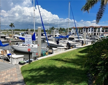 807 River Point Drive - Photo Thumbnail 29
