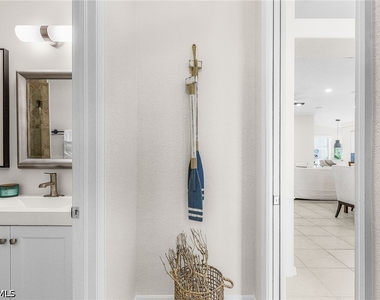 12832 Brynwood Way - Photo Thumbnail 8