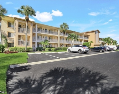 7360 Glenmoor Lane - Photo Thumbnail 10