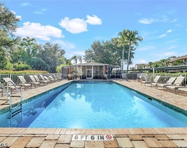 7360 Glenmoor Lane - Photo Thumbnail 13