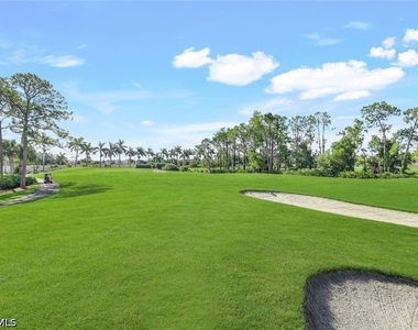 7360 Glenmoor Lane - Photo Thumbnail 12