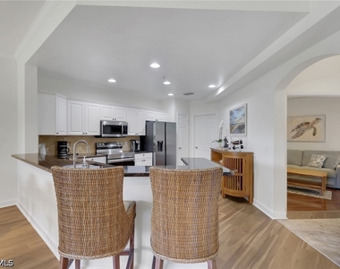 3048 Horizon Lane - Photo Thumbnail 8