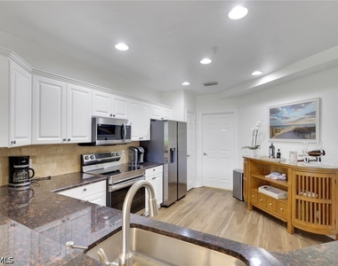 3048 Horizon Lane - Photo Thumbnail 9