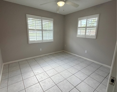 18572 Sarasota Road - Photo Thumbnail 15