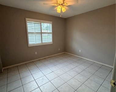 18572 Sarasota Road - Photo Thumbnail 16
