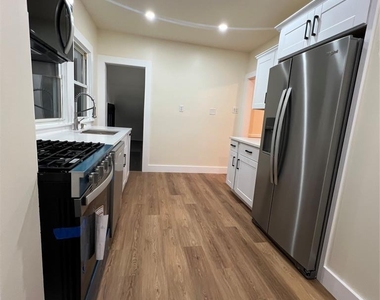 161 Franklin - Photo Thumbnail 2