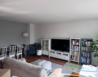 353 East 104th Street - Photo Thumbnail 3