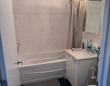 353 East 104th Street - Photo Thumbnail 7