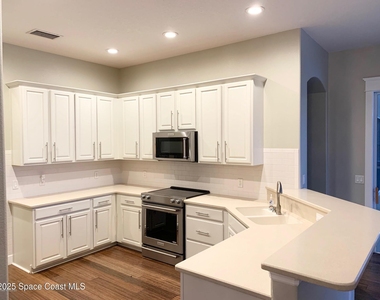3691 Chardonnay Drive - Photo Thumbnail 7