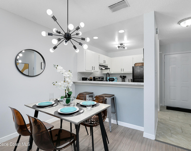 3165 South Street - Photo Thumbnail 5