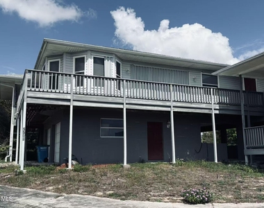 5506 Ambersand Place - Photo Thumbnail 3