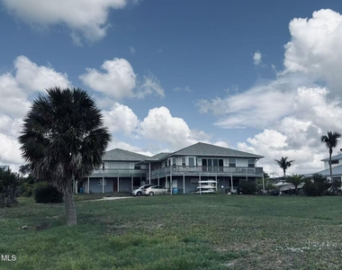 5506 Ambersand Place - Photo Thumbnail 1