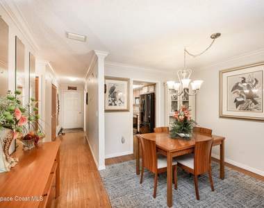 5807 N Atlantic Avenue - Photo Thumbnail 2