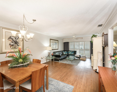 5807 N Atlantic Avenue - Photo Thumbnail 3
