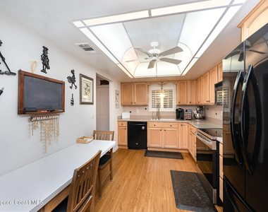 5807 N Atlantic Avenue - Photo Thumbnail 7