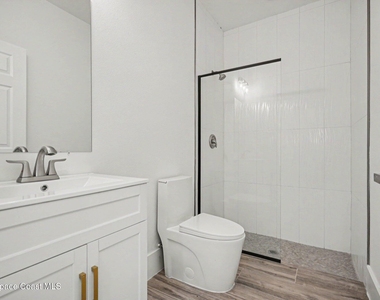 19 Travis Street - Photo Thumbnail 4