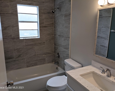 323 Olmstead Drive - Photo Thumbnail 6