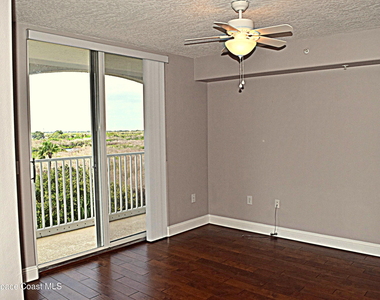 801 Del Rio Way - Photo Thumbnail 12