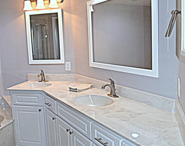 801 Del Rio Way - Photo Thumbnail 7