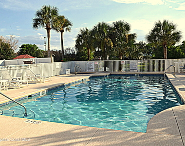 801 Del Rio Way - Photo Thumbnail 1