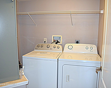 801 Del Rio Way - Photo Thumbnail 15