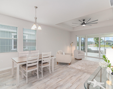 2406 Kamin Drive - Photo Thumbnail 4