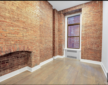 Madison Avenue - Photo Thumbnail 1