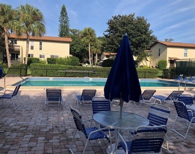 501 E Bay Drive - Photo Thumbnail 27