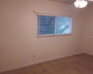 501 E Bay Drive - Photo Thumbnail 10