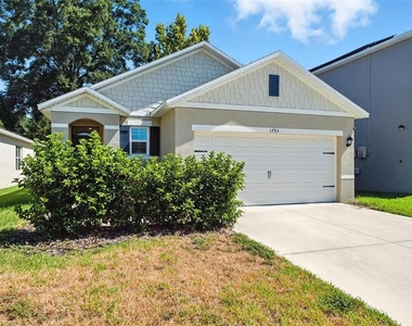 1753 Bent Branch Avenue - Photo Thumbnail 3