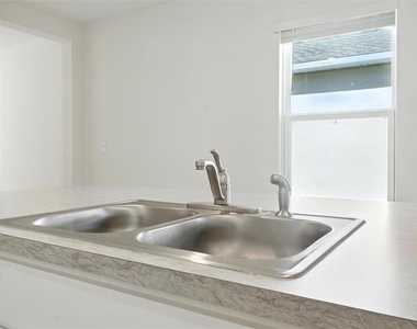 1753 Bent Branch Avenue - Photo Thumbnail 11