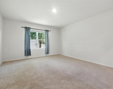 1753 Bent Branch Avenue - Photo Thumbnail 24