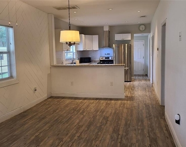 1703 E 29th Avenue - Photo Thumbnail 38