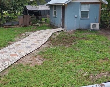 1703 E 29th Avenue - Photo Thumbnail 7