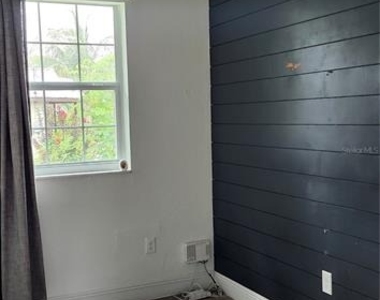 1703 E 29th Avenue - Photo Thumbnail 16