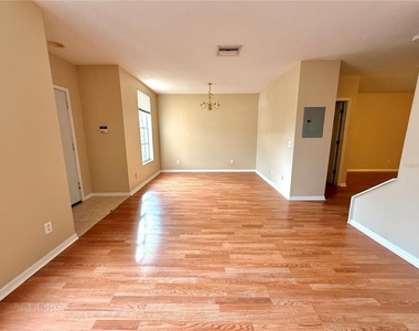 30209 Swinford Lane - Photo Thumbnail 1