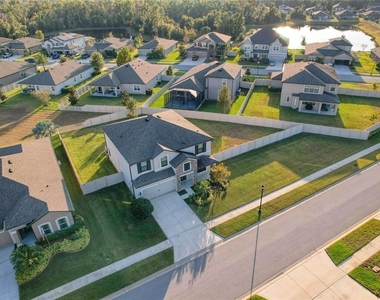 18576 Obregan Drive - Photo Thumbnail 15