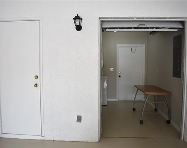 1702 Aura Court - Photo Thumbnail 23