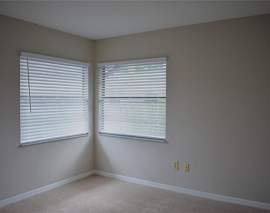 1702 Aura Court - Photo Thumbnail 18
