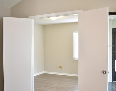 1702 Aura Court - Photo Thumbnail 12