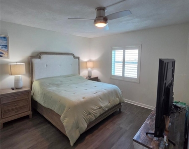 400 64th Avenue - Photo Thumbnail 22