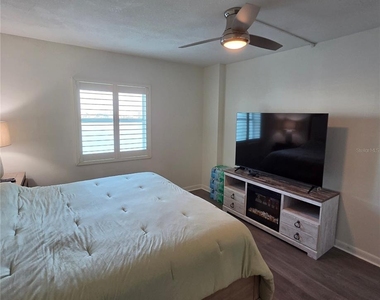 400 64th Avenue - Photo Thumbnail 23