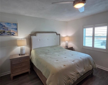 400 64th Avenue - Photo Thumbnail 24