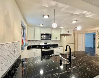 7434 Neva Lane - Photo Thumbnail 6