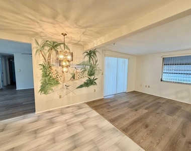 7434 Neva Lane - Photo Thumbnail 3