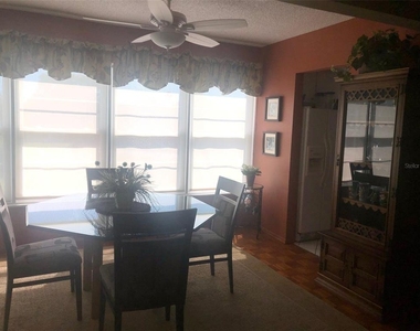 221 Cedarwood Circle - Photo Thumbnail 9